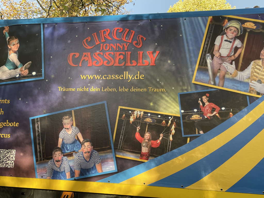 CircusCasselly